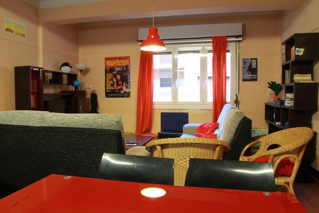 Hostel Hemingway Pamplona Bagian luar foto