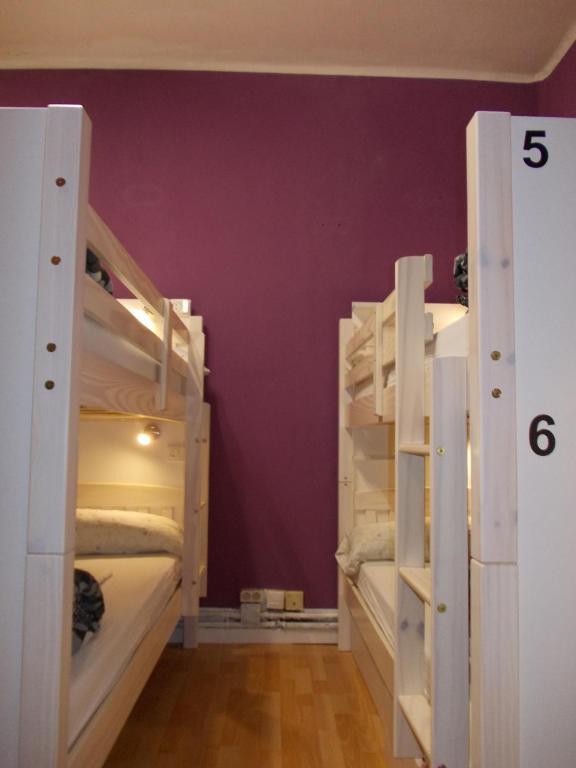 Hostel Hemingway Pamplona Bagian luar foto